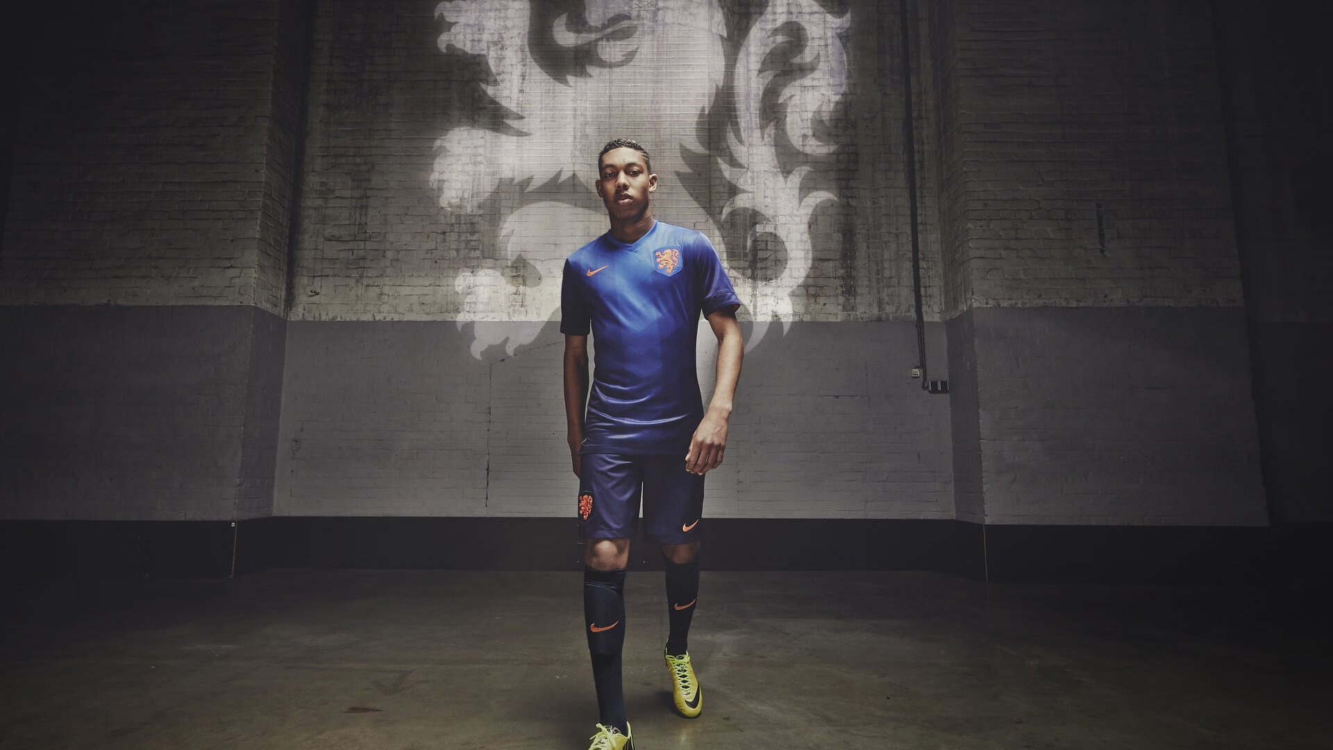 开云体育下载-当紫金军团遇见东方明珠，利拉德跨洋点燃的篮球对话